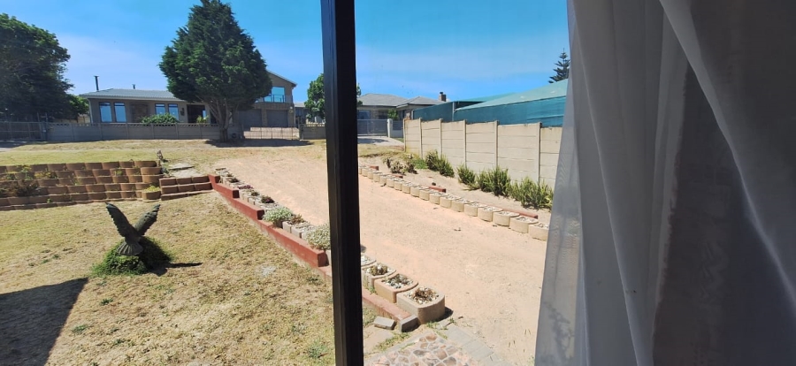 To Let 1 Bedroom Property for Rent in Dana Bay Western Cape